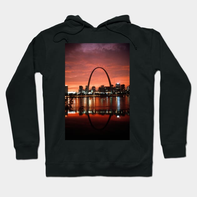 The St. Louis Arch at Dusk Photograph Hoodie by Bravuramedia